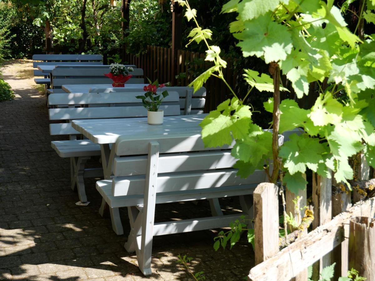 Bocksbeutelherberge Sommerach Extérieur photo